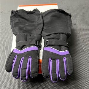 3M Thinsulate Black and Purple Insulated Gloves